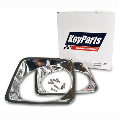 69-72 CHEVY HEADLIGHT DOOR SET/W SCREWS L&R