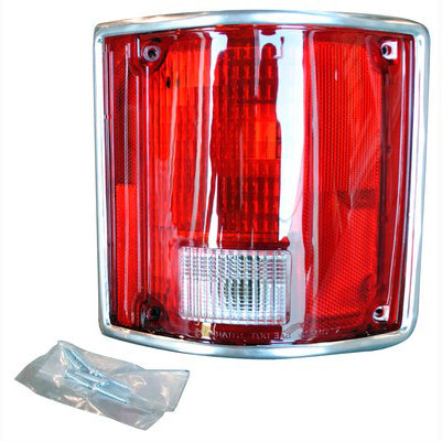 73-87 CHEV/GMC PICKUP, BLAZER AND SUBURBAN TAIL LIGHT ASSEMBLY WITH BRIGHT, ALUMINUM, TRIM, RH ALSO FITS 88-91 R/V SERIES